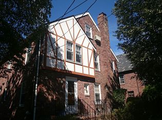 12 Blake Rd, Brookline, MA 02445