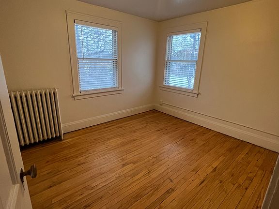 2nd image of 2111 Gordon Ave APT 3