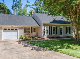 2350 Londonderry Dr, Gastonia, NC 28056