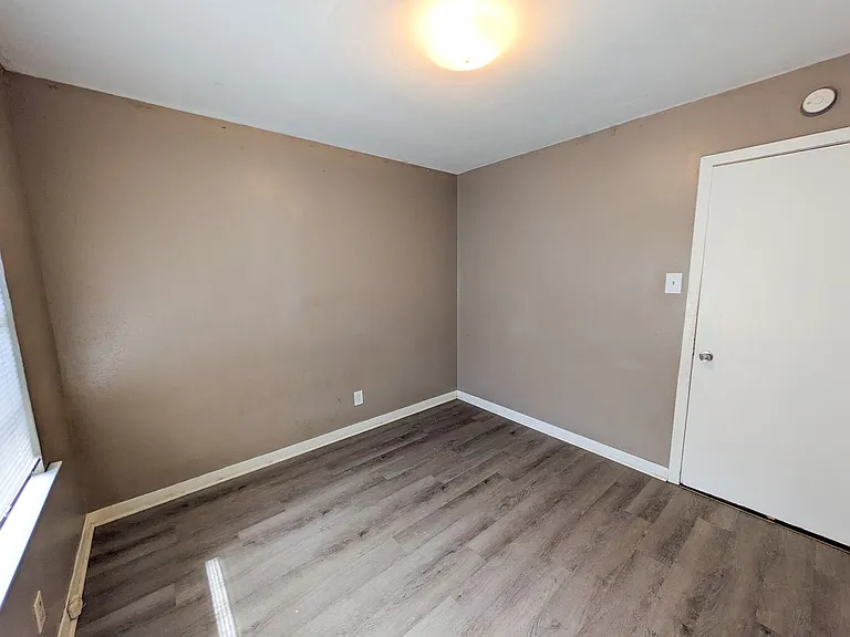 436 Gardenia Ave — Photo 13