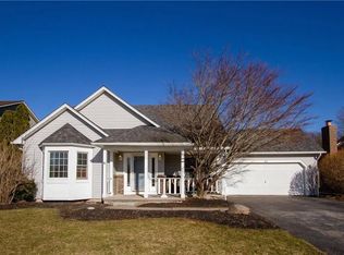 11 Wellington Ponds, Rochester, NY 14624