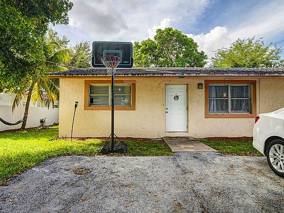 3rd image of 5050 Ben Eden Ln