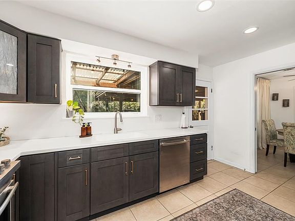 5th image of 3816 SW 4th Pl