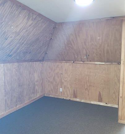 4th image of 109 S Osage St #1