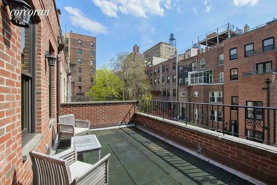 1st image of 330 W 77th St APT 3B