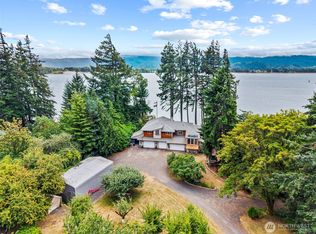 10 Little Cape Horn Rd, Cathlamet, WA 98612