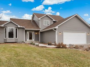 233 Cherry Hill Alcove, Hamel, MN 55340
