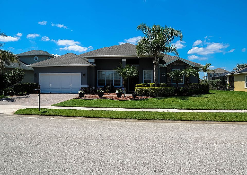 2nd image of 5931 Rusack Dr