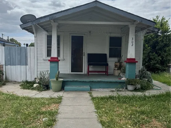 302 E Park St, Ontario, CA 91761
