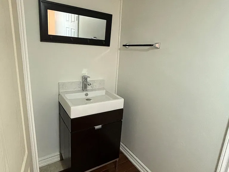 307 Anderson St #LOWER — Photo 10