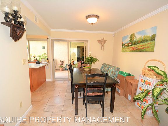 4th image of 2456 Manzanita Dr