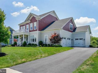 41641 Bloomfield Path St, Ashburn, VA 20148