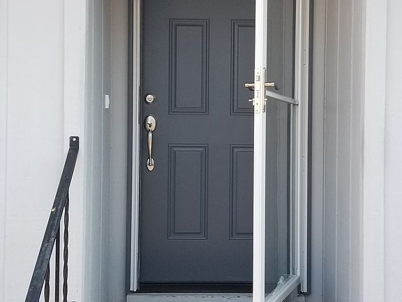 4th image of 1850 SE Quail Cir