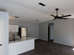 1772 N Noelle Ave, Fayetteville, AR 72703