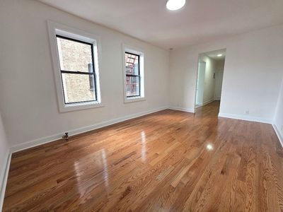 4342 45th St APT 4O, Long Island City, NY, 11104