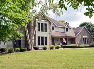 425 Newman Ct, Jefferson, WI 53549