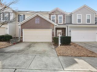 8204 Yaxley Hall Dr, Raleigh, NC 27616