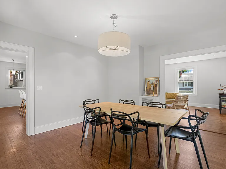22 Vanderburgh Ave — Photo 11