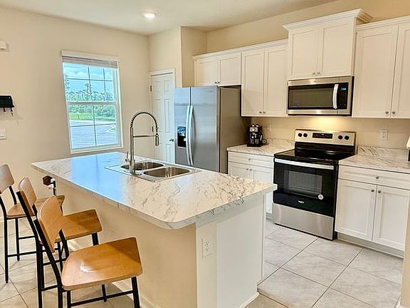 5th image of 91 Red House Cir