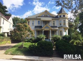 701 Iowa St, Davenport, IA 52803