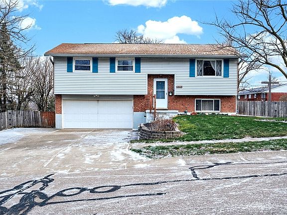 3rd image of 1845 S Bayberry Dr