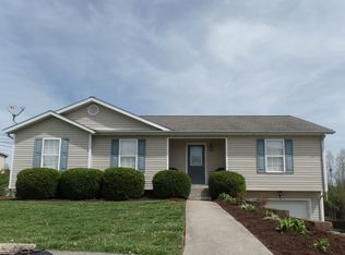 416 Briar Patch Ln, Frankfort, KY 40601
