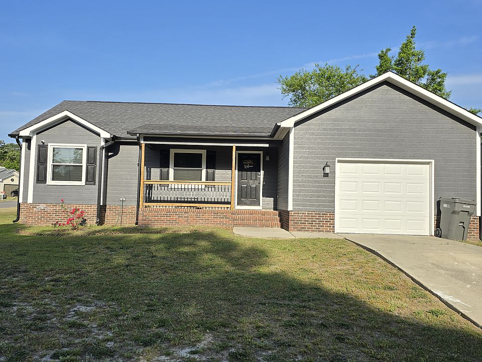 1st image of 6305 Chagrin Rd