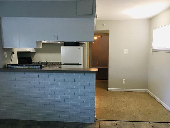 3rd image of 1849 Richmond Ave #49
