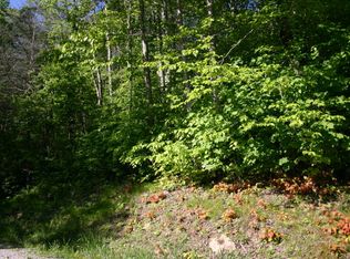 122 Village Cluster Rd, Banner Elk, NC 28604