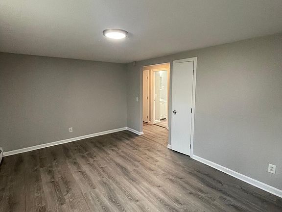 4th image of 11 Allen Ave APT 7