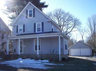 69 Pleasant St, Franklin, MA 02038