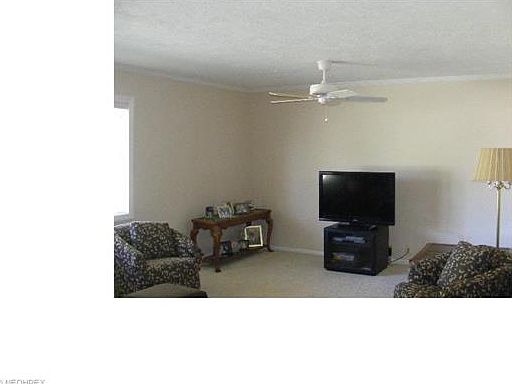 5th image of 12733 Patricia Dr