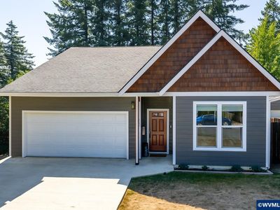 547 W 4th St, Coquille, OR, 97423