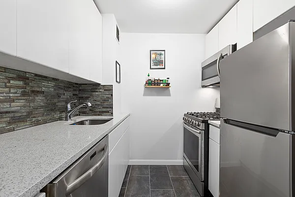 Rented by Corcoran | media 3