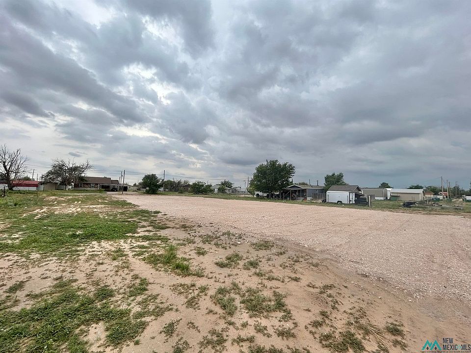 2nd image of E Midwest St