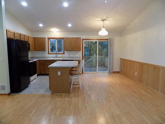5th image of 5054 Breezefield Dr SE