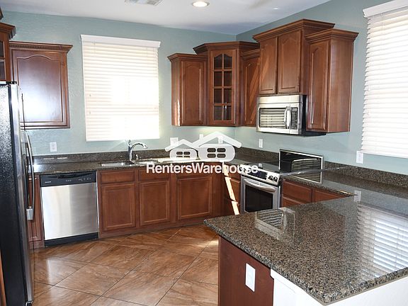 5th image of 2623 S Harmony Ave