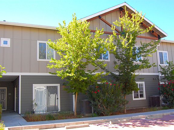 3rd image of 1818 Moore Blvd APT 107