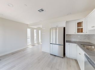 953 1/2 N Mariposa Ave #1/2, Los Angeles, CA 90029