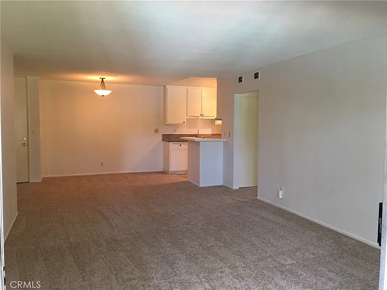 564 N Bellflower Blvd #209 — Photo 4