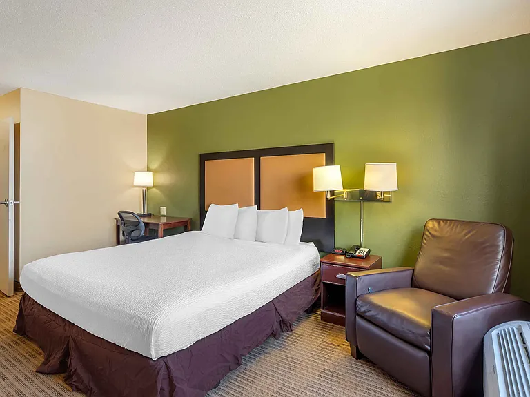 Studio Suite - 1 King Bed