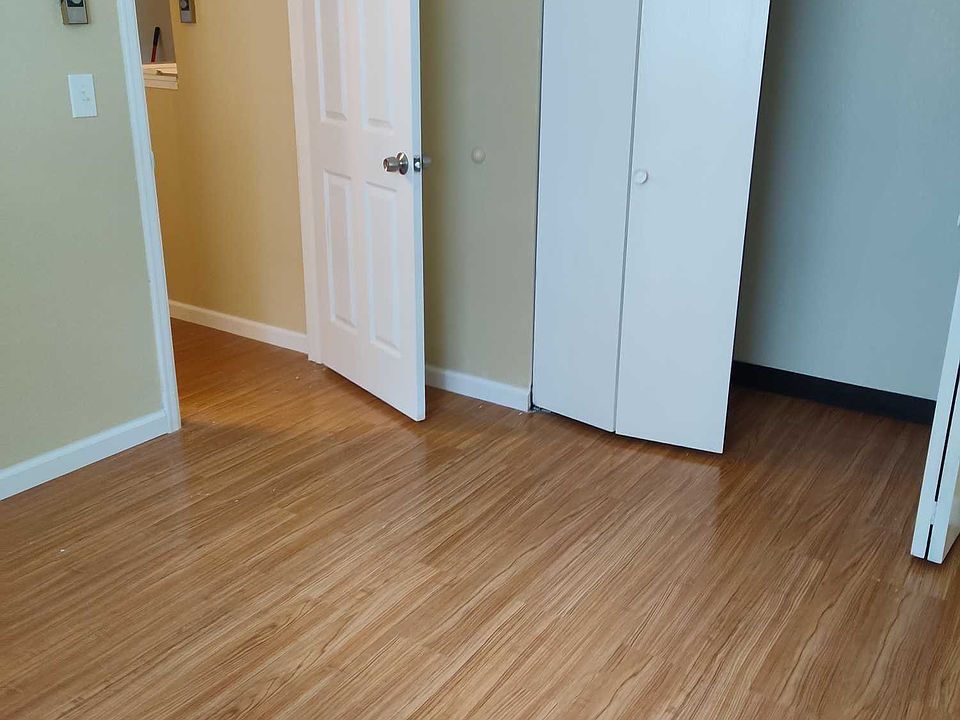 1st image of 4501 Boardwalk Dr #K-k-115