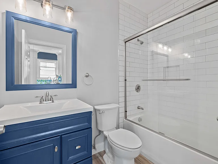 74 Kingsdale St #3 — Photo 10