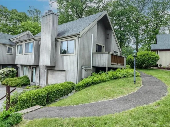 261 Agawam Drive #B, Stratford, CT 06614