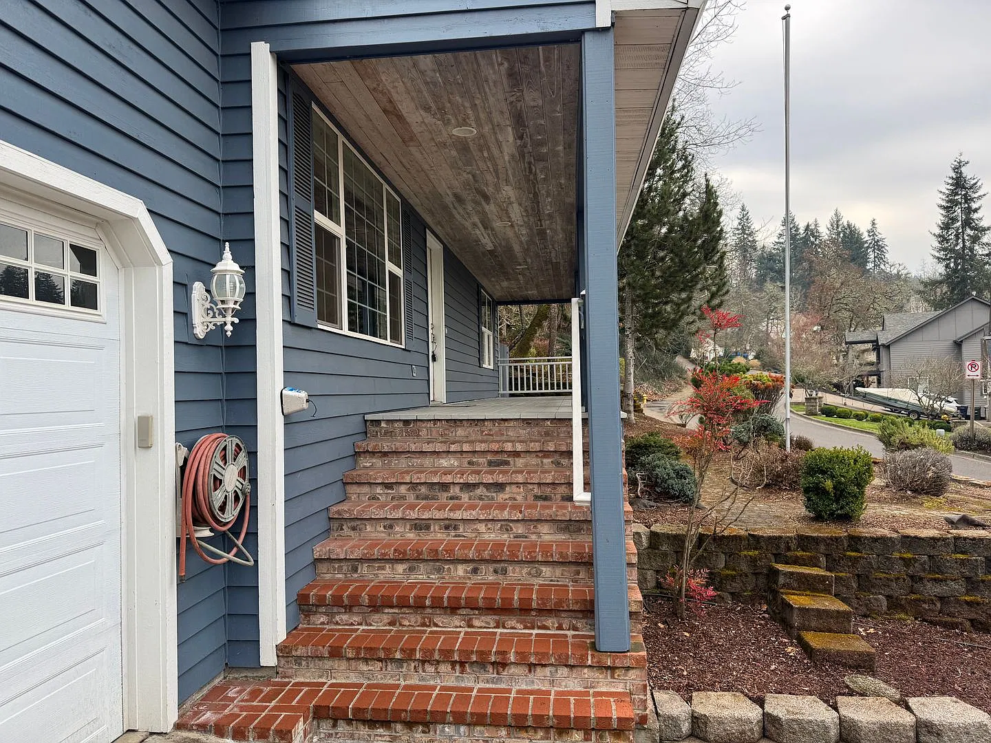 Beautiful large house in the South Hills of Eugene! — Photo 3