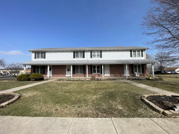 105 Colonial Pkwy Unit D, Yorkville, IL 60560