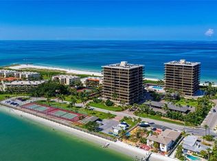 7600 Bayshore Dr APT 206, Treasure Island, FL 33706