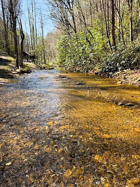 1st image of 7.68 Ellis Creek Rd