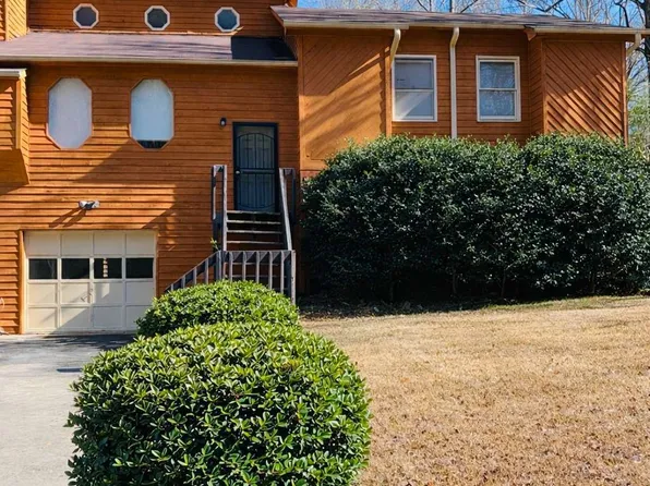 225 Briarcliff Pl, Stockbridge, GA 30281