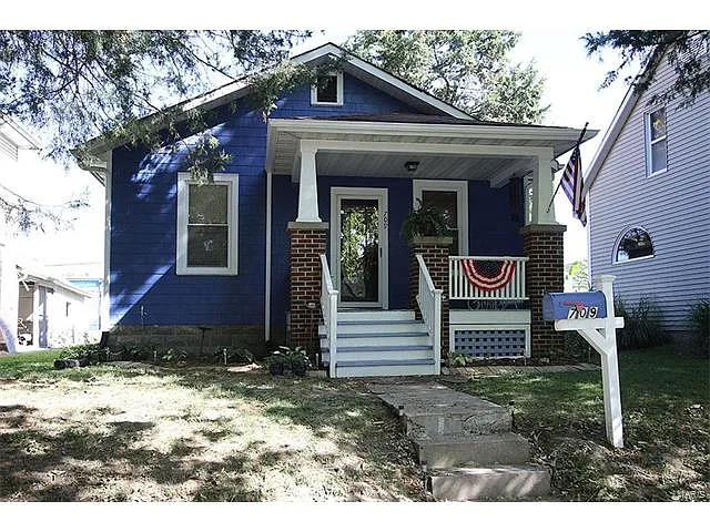 709 12th St photo 1
